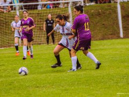 ESPORTE – 1ª rodada do Campeonato Municipal de Futebol Sete Feminino